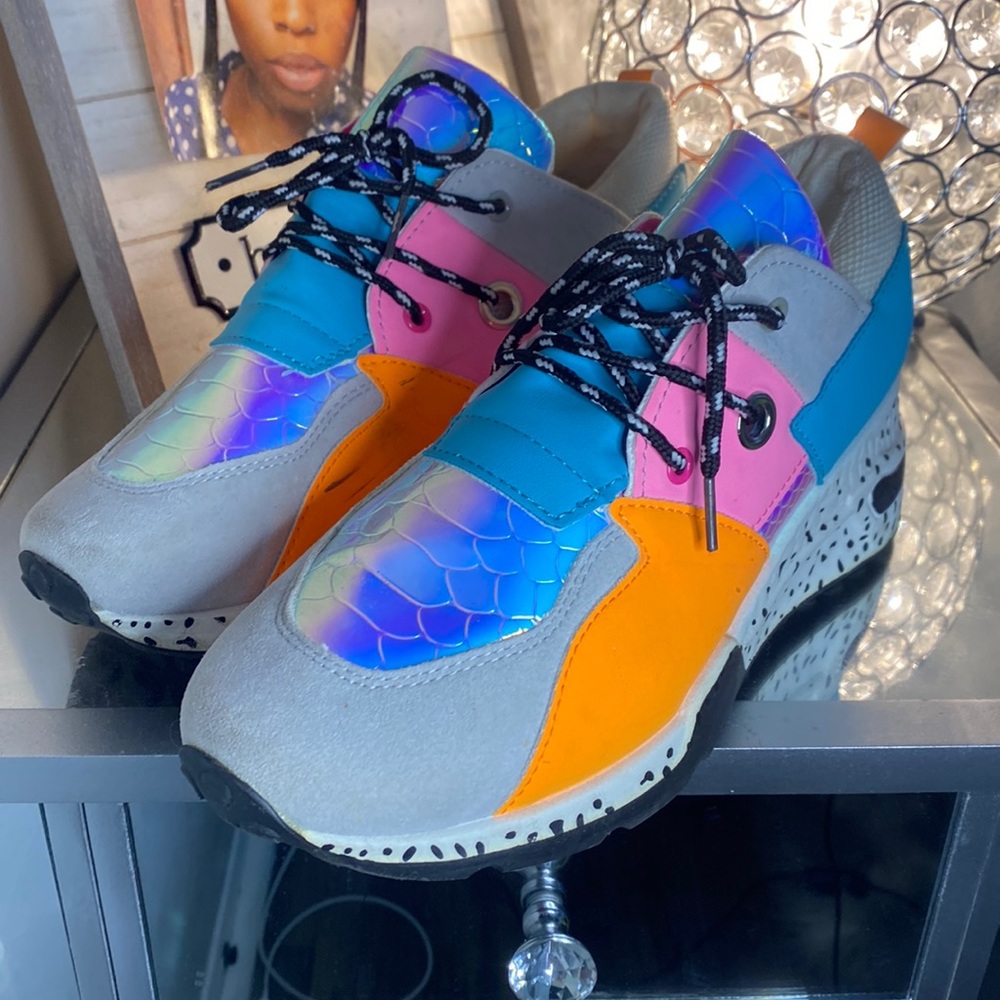 Neon Dolores sneakers